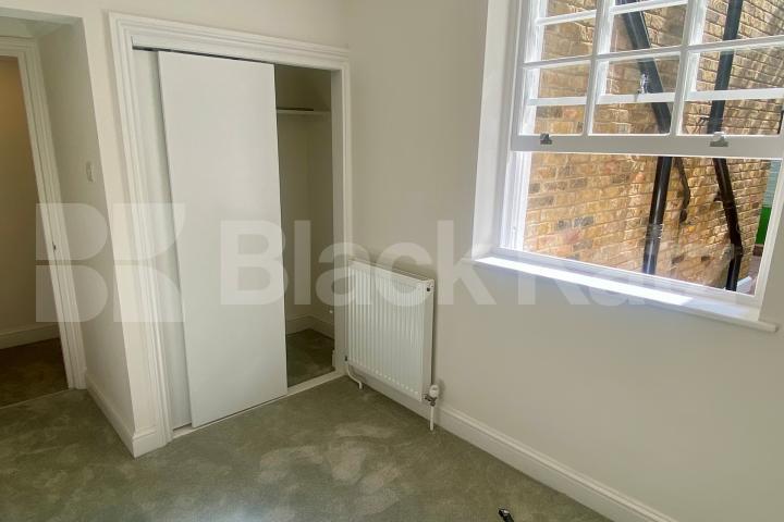Stunning newly refurbished two bedroomed garden flat  Tachbrook Street, Pimlico / Victoria